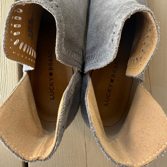 Lucky Bustina Suede Ankle Boots sz 8.5 - Picture 5 of 7